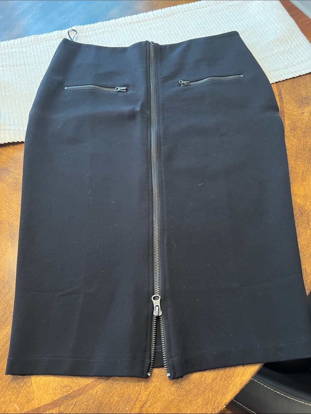 Romeo & Juliet Couture Black Zip-Front Pencil Skirt